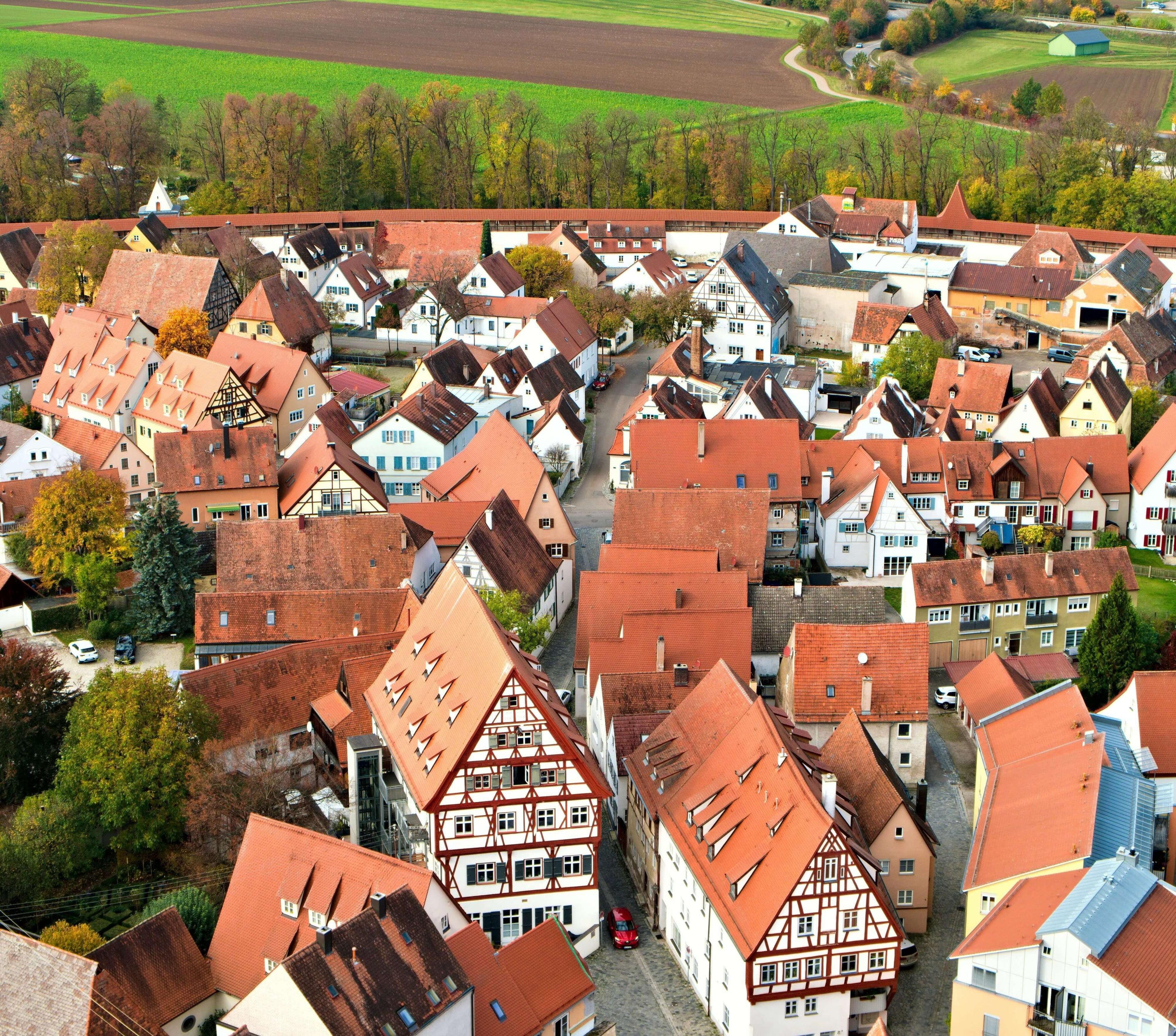 Blick von oben auf die Altstadt von Nördlingen